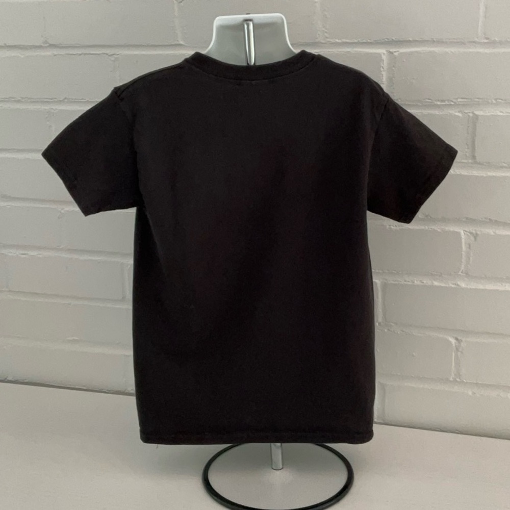 Boys Black Outer Banks Graphic T-Shirt Size 5-6 - Picture 2 of 4